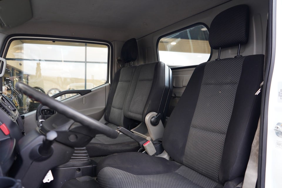 Nissan Cabstar 2,5 35.14 S.Kab m/lad Comfort 2900 2d