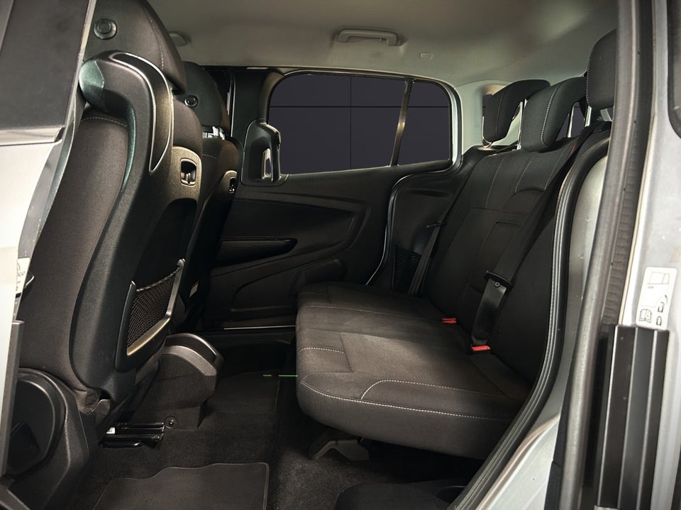 Ford B-MAX 1,0 SCTi 125 Titanium 5d