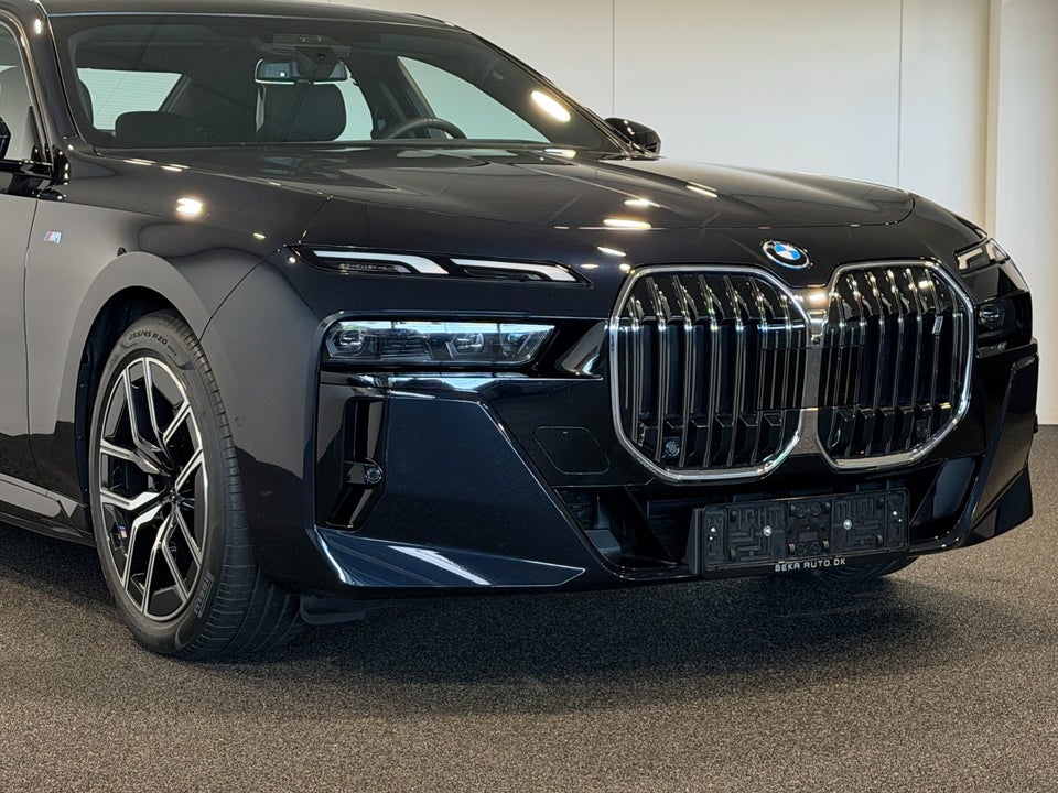 BMW i7 eDrive50 M-Sport 4d