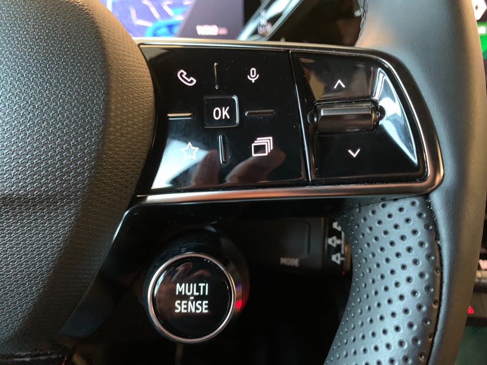 Renault 5 E-Tech 52 Techno 5d