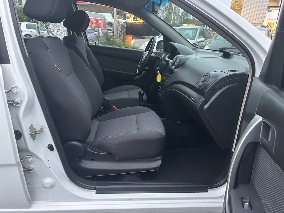 Chevrolet Aveo 1,2 LS 5d