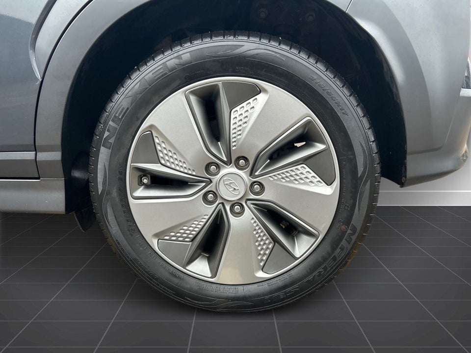Hyundai Kona 64 EV Premium 5d
