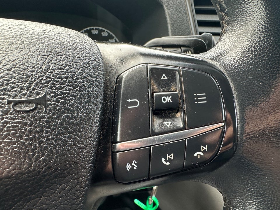 Ford Transit Custom 300 L2 2,0 TDCi 130 Trend