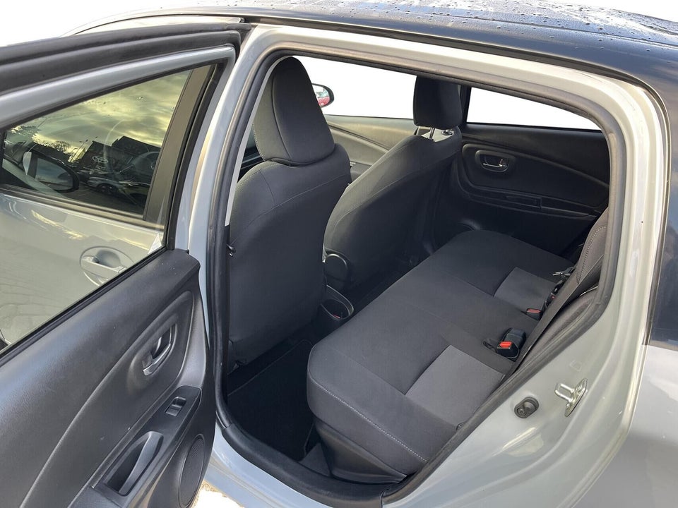 Toyota Yaris 1,5 Hybrid H3 Premium e-CVT 5d