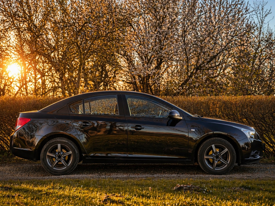 Chevrolet Cruze 1,8 LS 4d