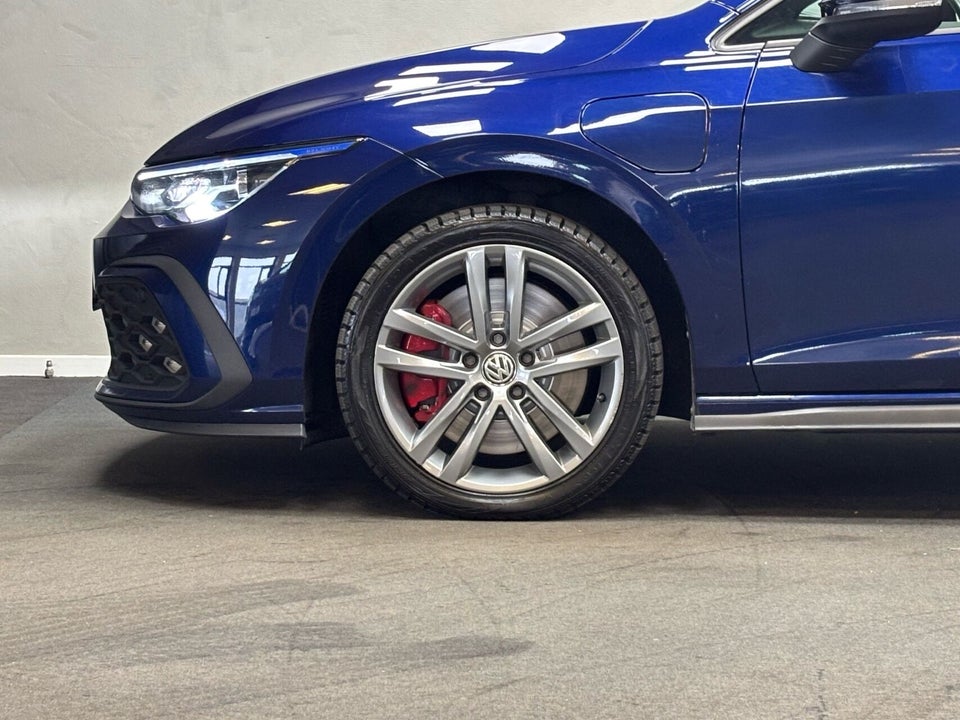 VW Golf VIII 1,4 GTE DSG 5d