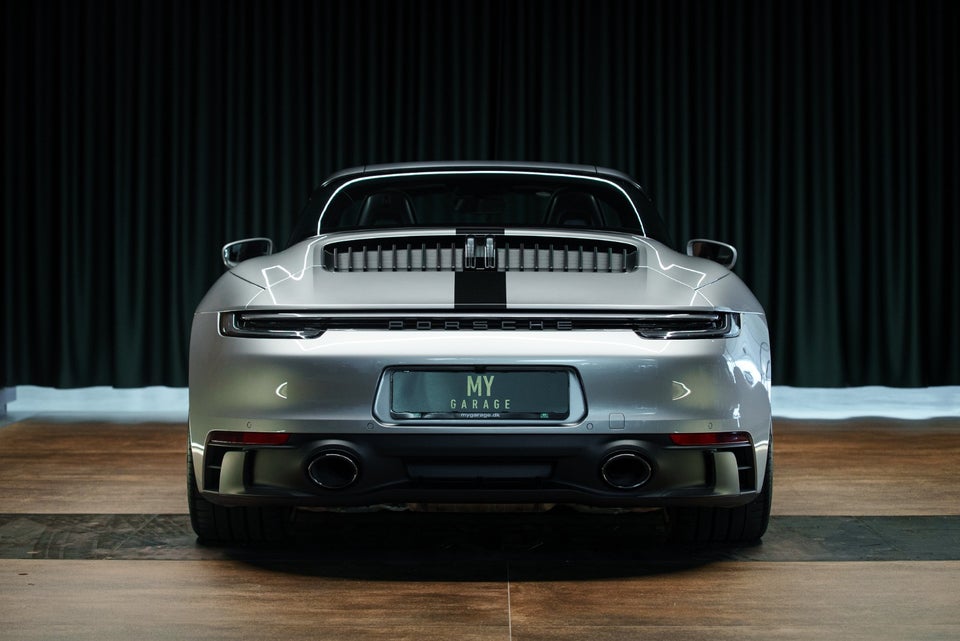 Porsche 911 Targa 4 GTS 3,0 2d