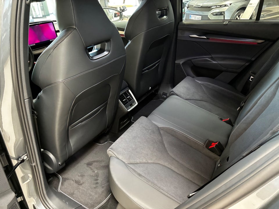 Skoda Enyaq 85 iV Sportline Advanced 5d