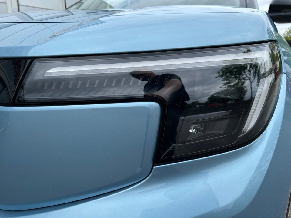 Ford Explorer 82 Premium Extended Range 5d