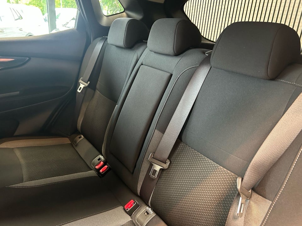 Nissan Qashqai 1,3 Dig-T 160 N-Connecta DCT 5d