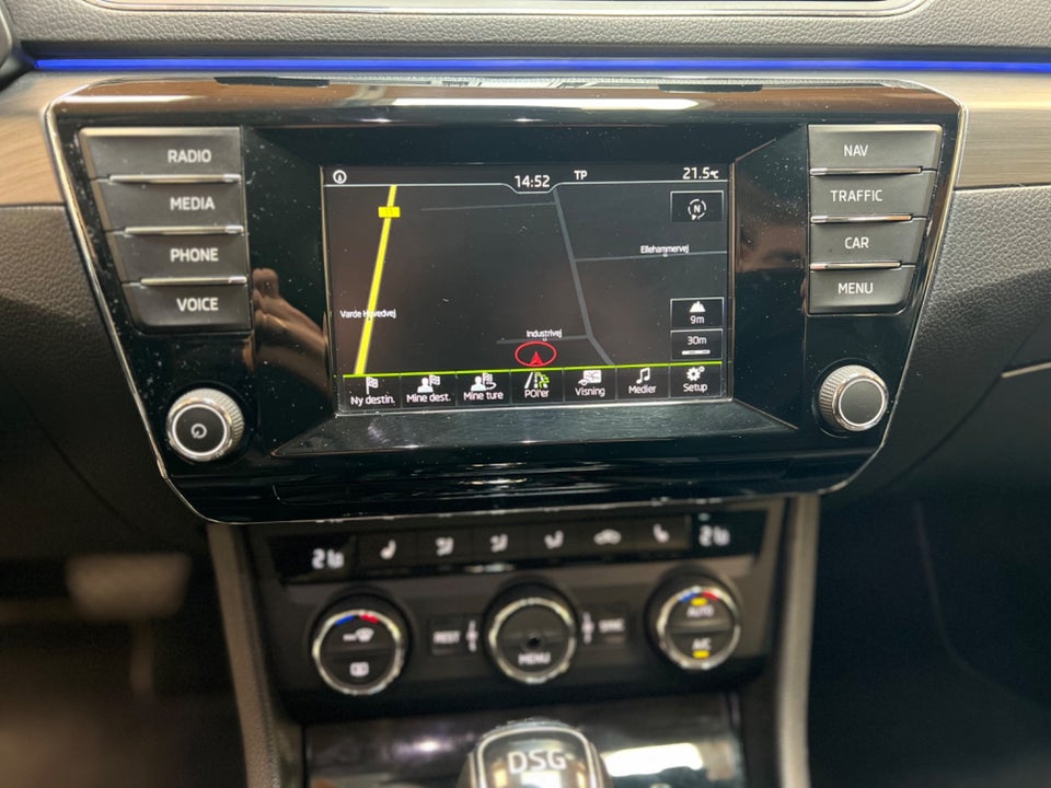 Skoda Superb 2,0 TDi 150 Style Combi DSG 5d