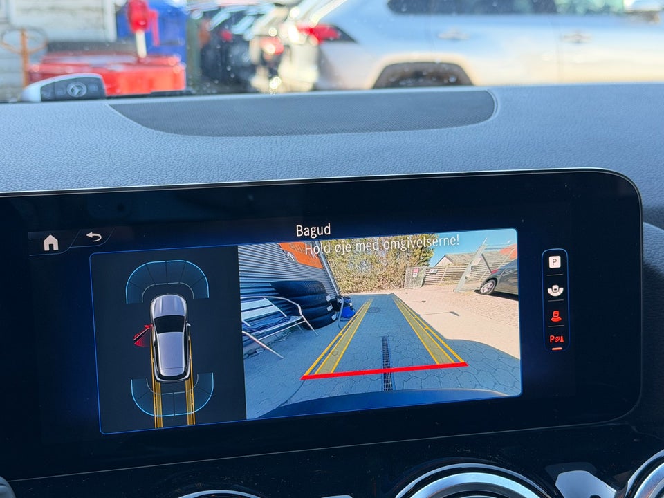 Mercedes EQA300 Progressive 4Matic 5d