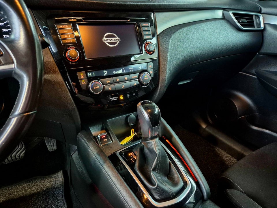 Nissan Qashqai 1,5 dCi 115 N-Connecta DCT 5d