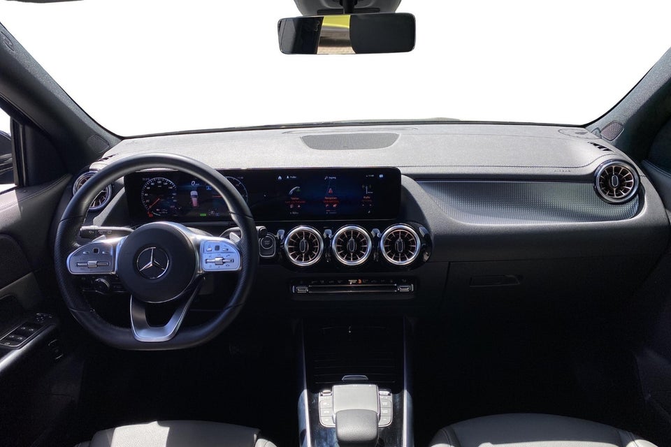 Mercedes EQA250+ 5d