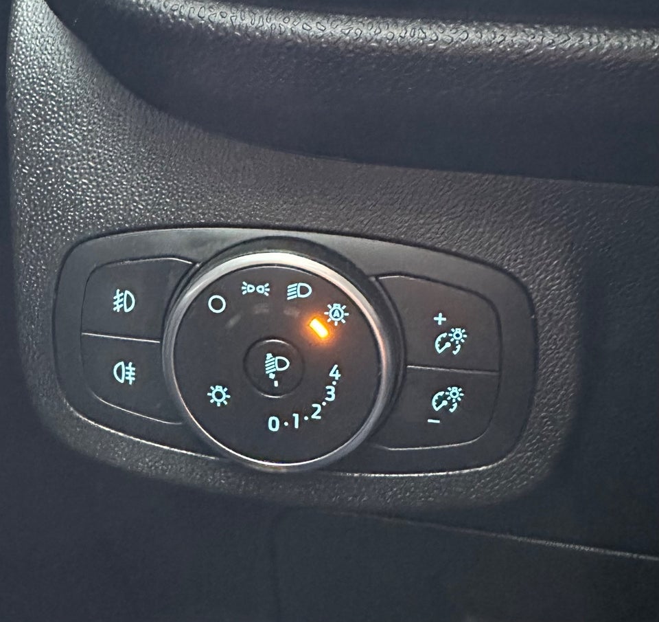 Ford Fiesta 1,0 EcoBoost Titanium 5d