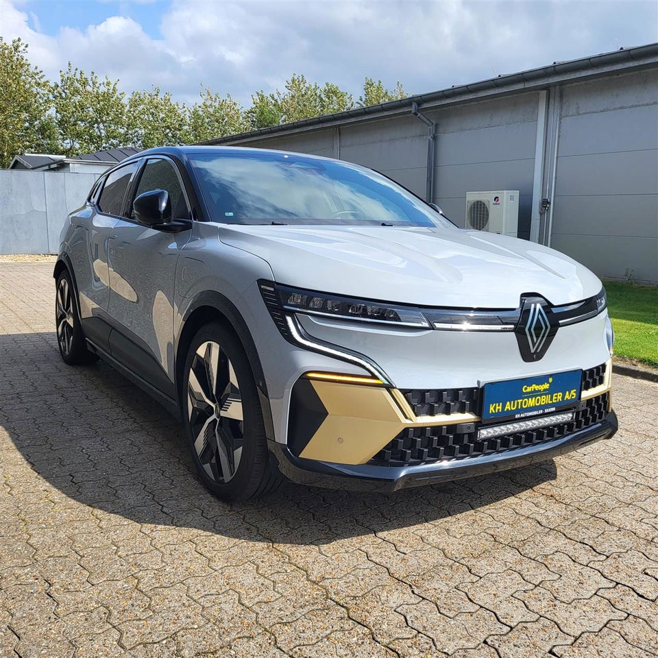 Renault Megane E-Tech 60 Iconic 5d