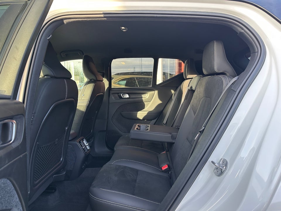 Volvo XC40 P6 ReCharge Plus 5d