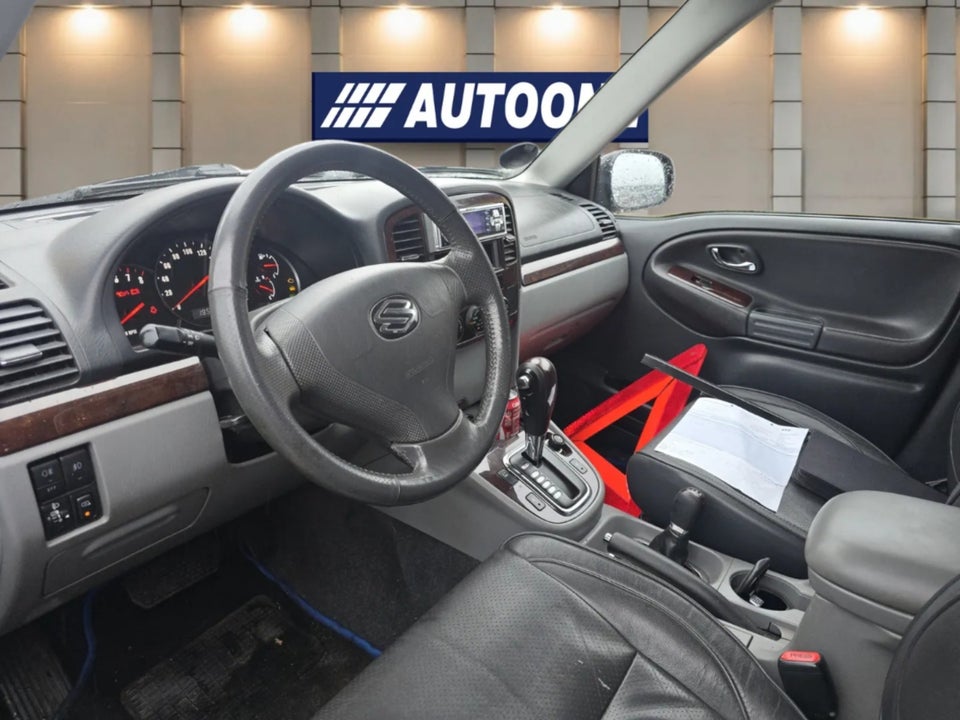 Suzuki Grand Vitara 2,5 V6 Active aut. Van 5d