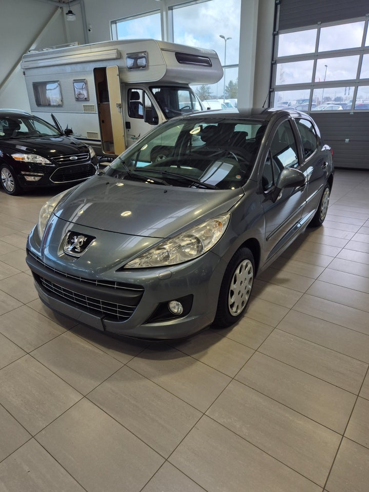 Peugeot 207 1,4 HDi 70 Active 5d