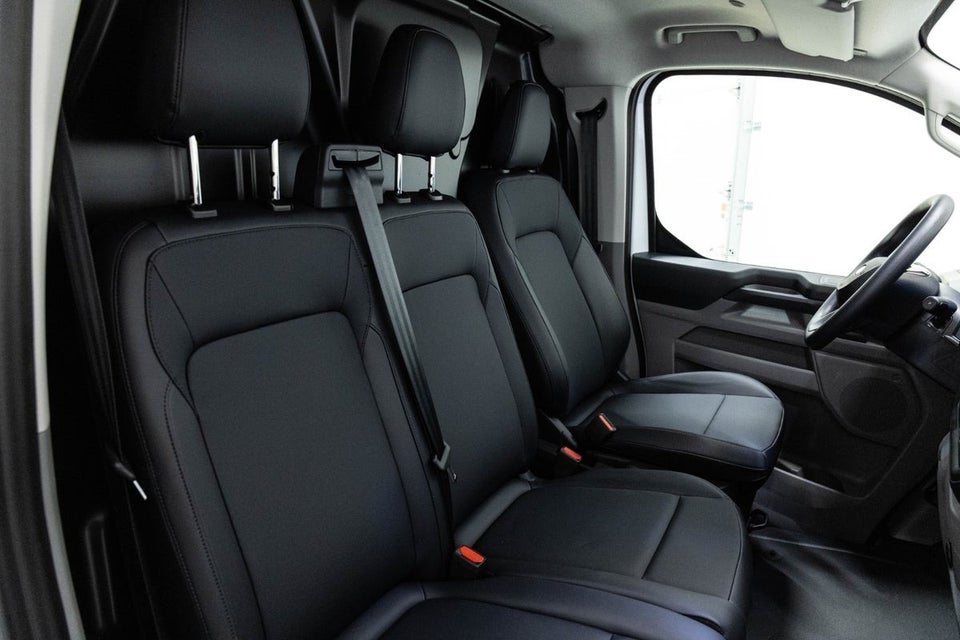 Ford E-Transit Custom 320S 64 Trend