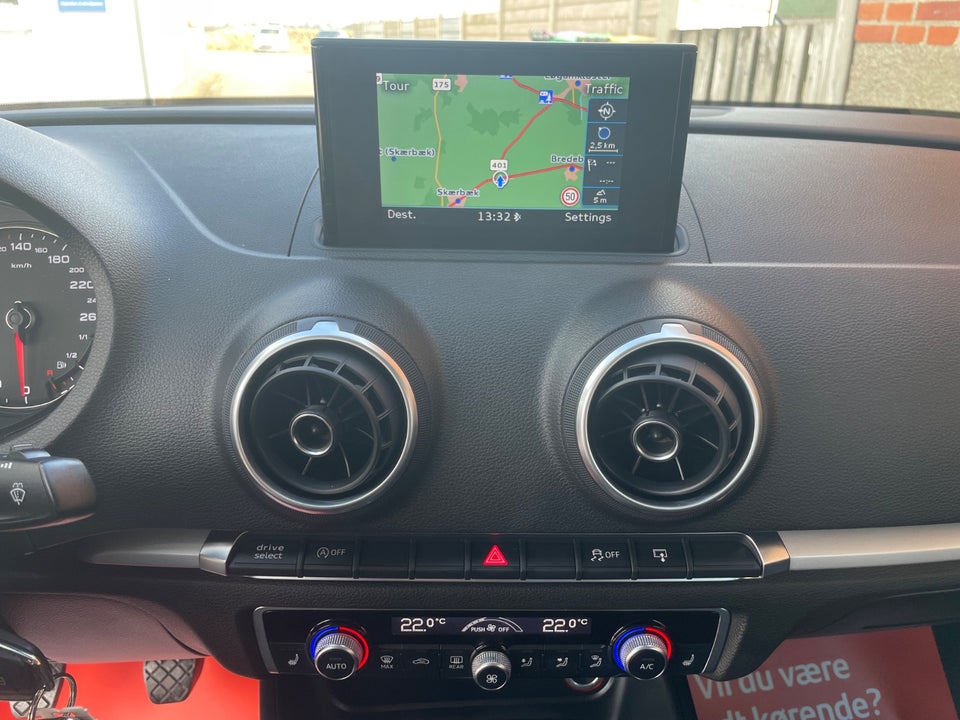 Audi A3 2,0 TDi 150 Ambition 4d