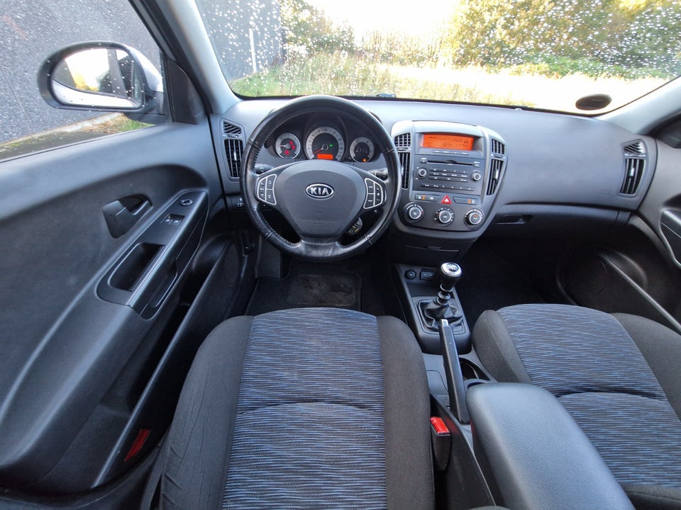 Kia Ceed 1,6 CRDi 90 Active 5d