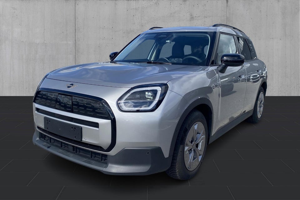 MINI Countryman E Classic Trim M 5d