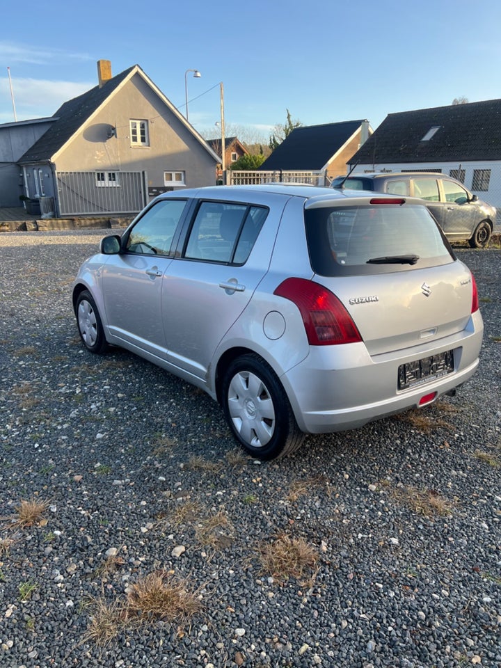 Suzuki Swift 1,3 GL-S 5d