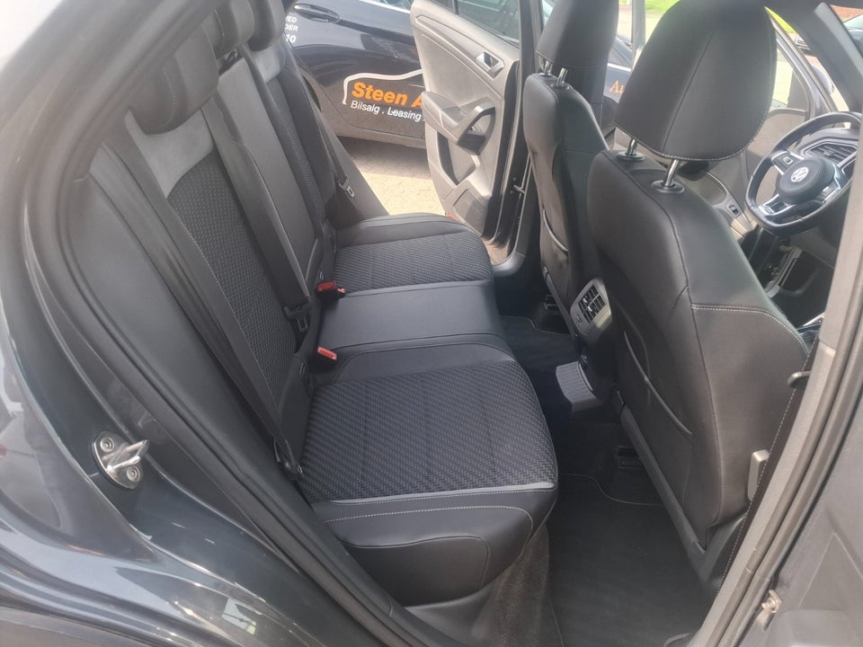 VW T-Roc 2,0 TSi 190 R-line DSG 4Motion 5d