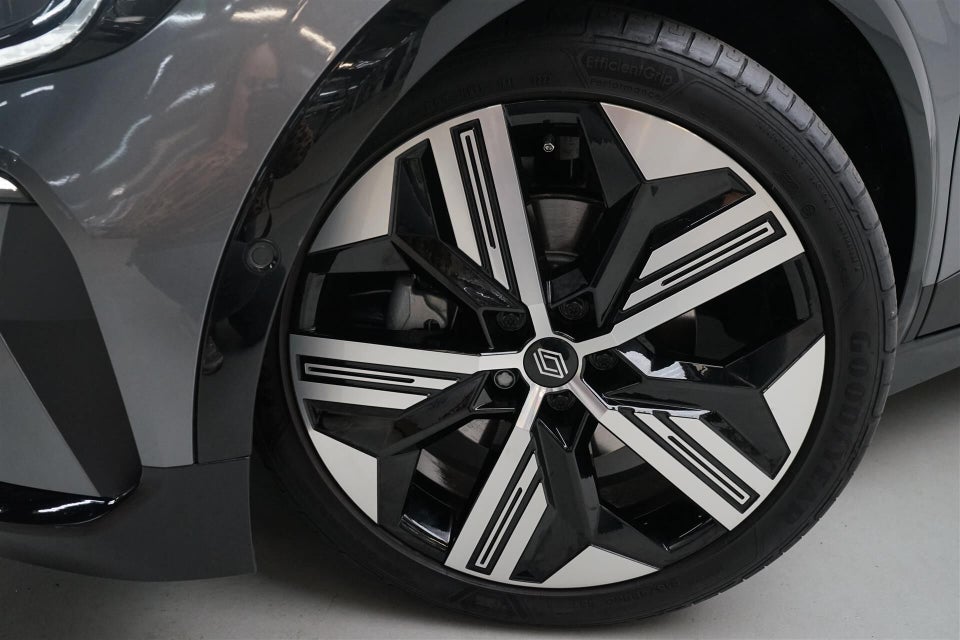 Renault Megane E-Tech 60 Iconic 5d