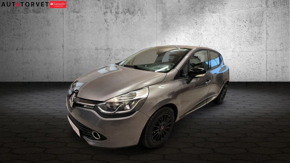 Renault Clio IV 0,9 TCe 90 Expression 5d