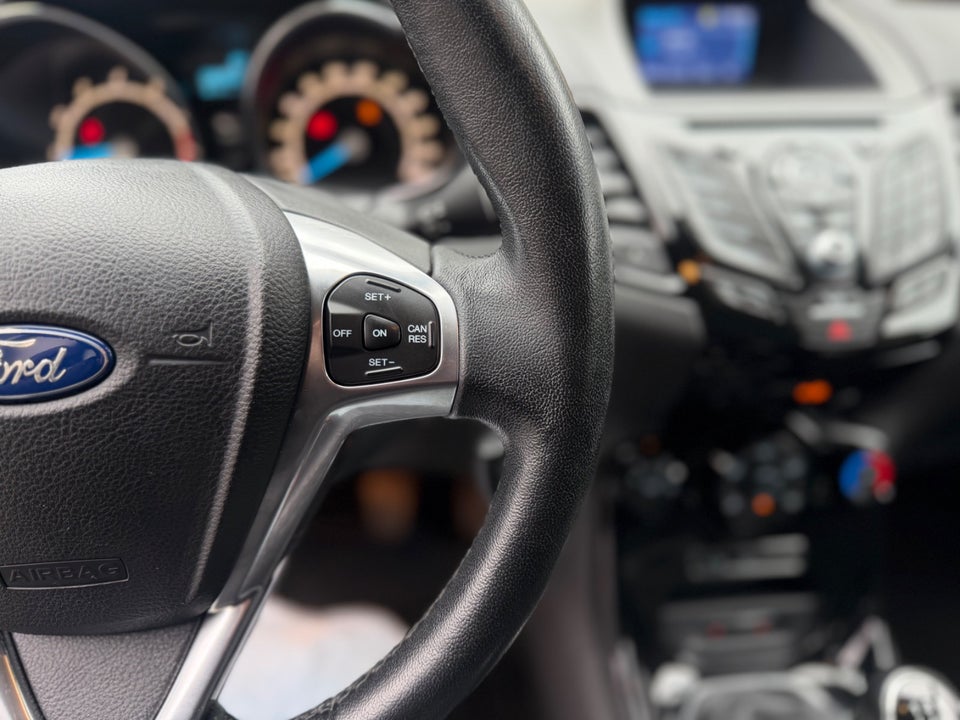 Ford Fiesta 1,0 65 Titanium 5d