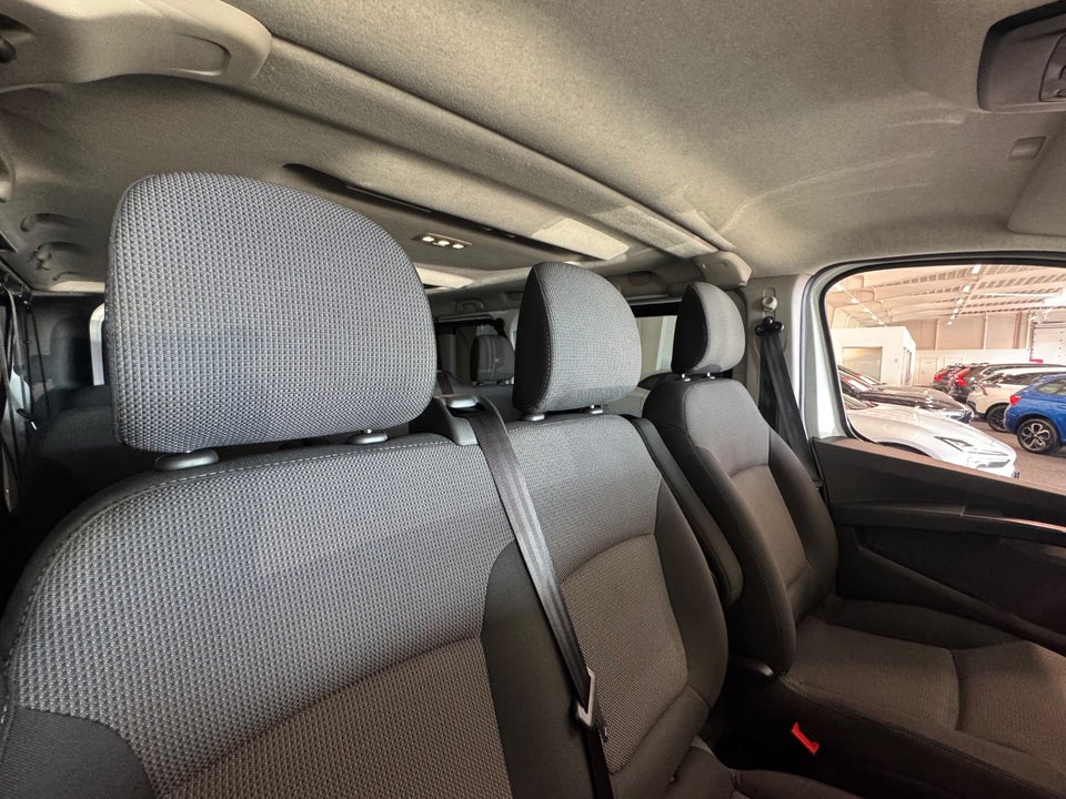 Nissan NV300 2,0 dCi 110 L1H1 Access Combi