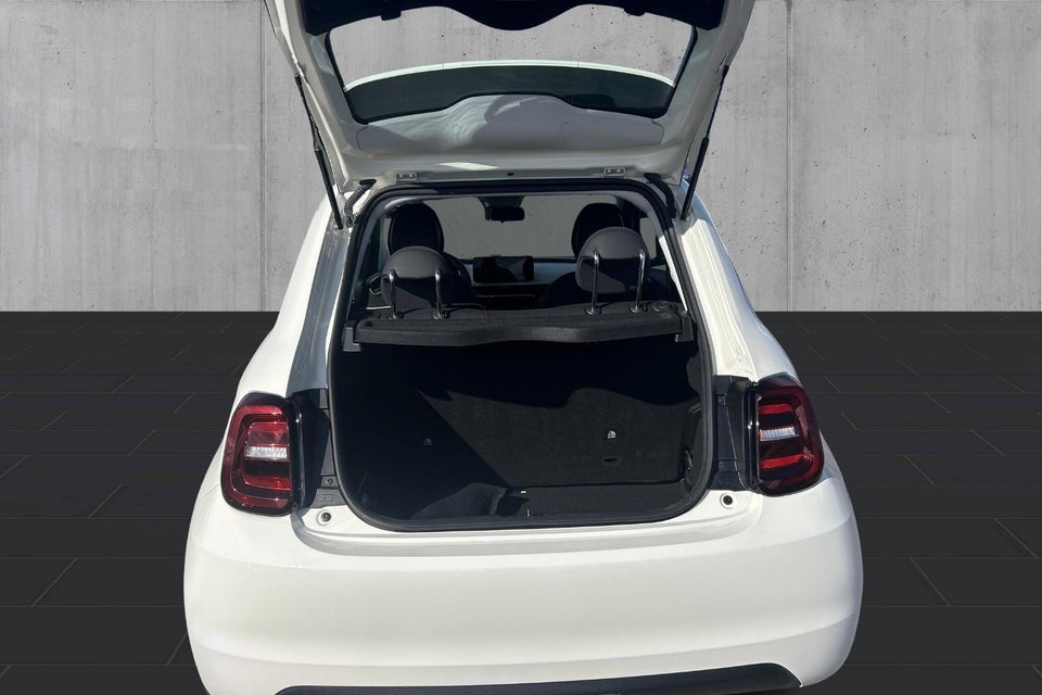 Fiat 500e 42 Icon 3d