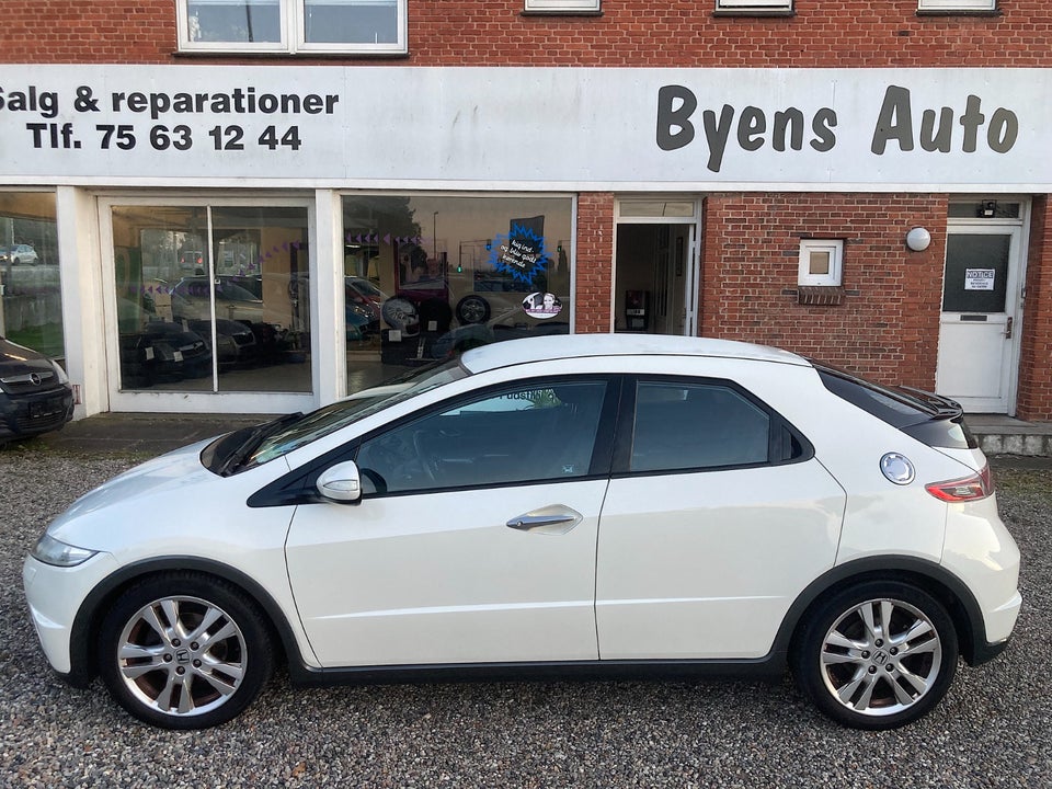 Honda Civic 1,8 Sport aut. 5d