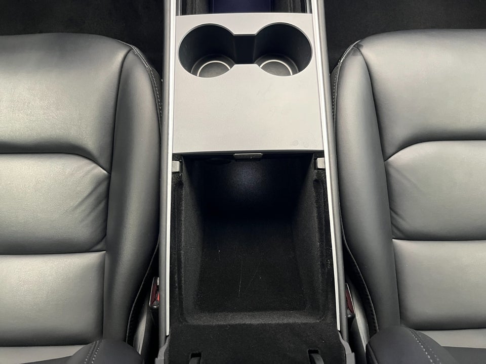 Tesla Model 3 Performance AWD 4d