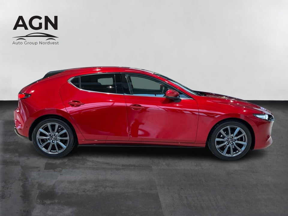 Mazda 3 2,0 e-SkyActiv-G 150 Cosmo aut. 4d