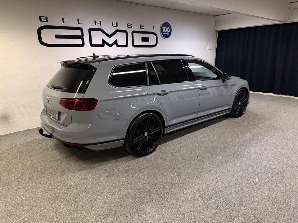 VW Passat 2,0 TSi 272 R-line Variant DSG 4Motion 5d