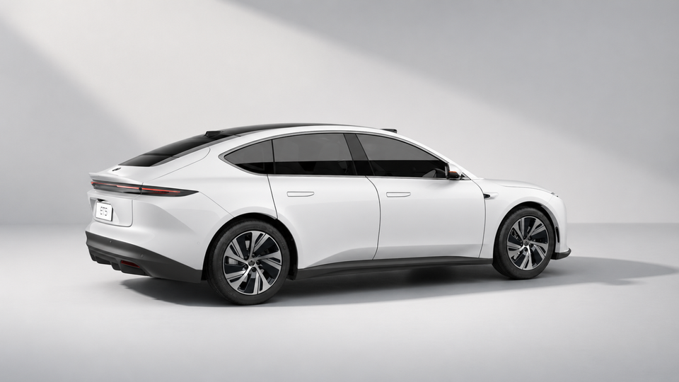 NIO ET5 75 Standard Range 4d