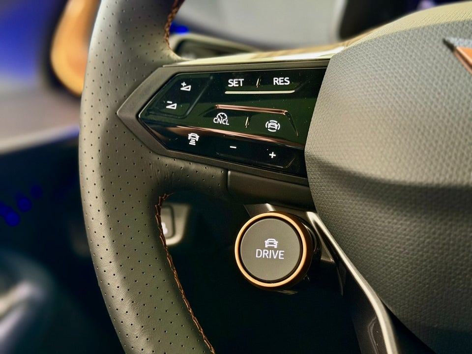 Cupra Tavascan 77 Adrenaline 5d