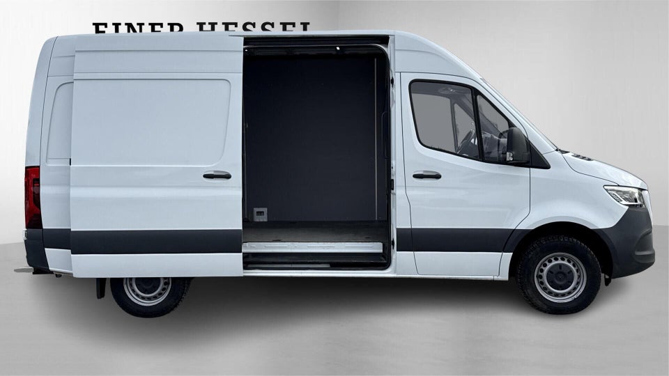 Mercedes Sprinter 317 2,0 CDi A2 Kassevogn aut. RWD