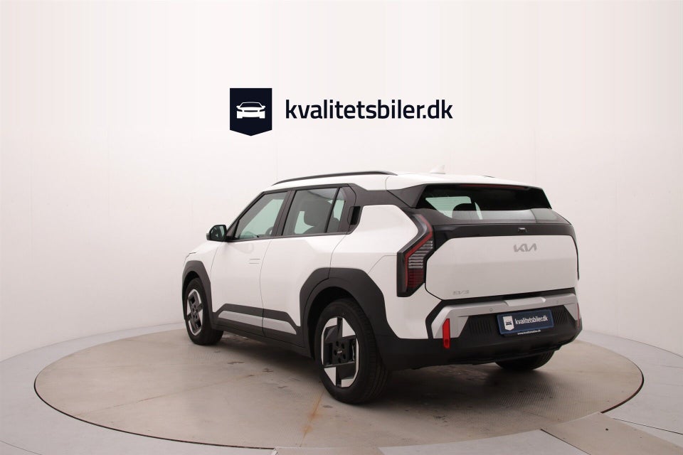 Kia EV3 58 Standard Range Access 5d