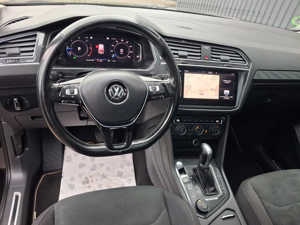 VW Tiguan 2,0 TDi 150 R-line DSG 4Motion Van 5d