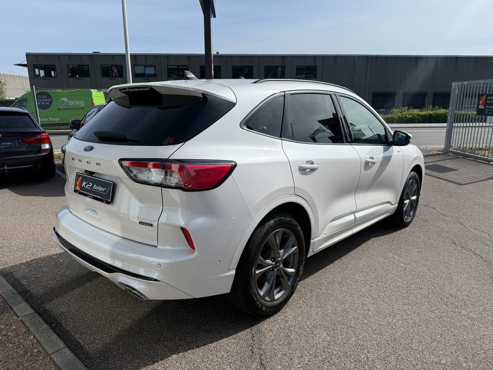 Ford Kuga 2,5 PHEV ST-Line X CVT 5d