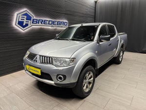 Mitsubishi L200, modelår 2014, 163,000 km