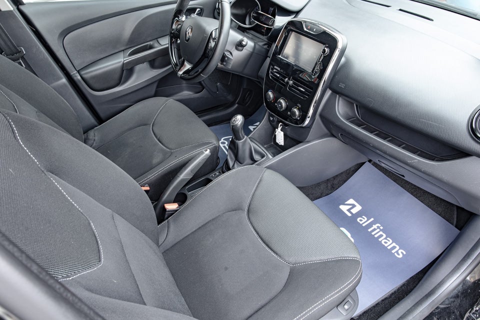 Renault Clio IV 0,9 TCe 90 Dynamique Sport Tourer 5d