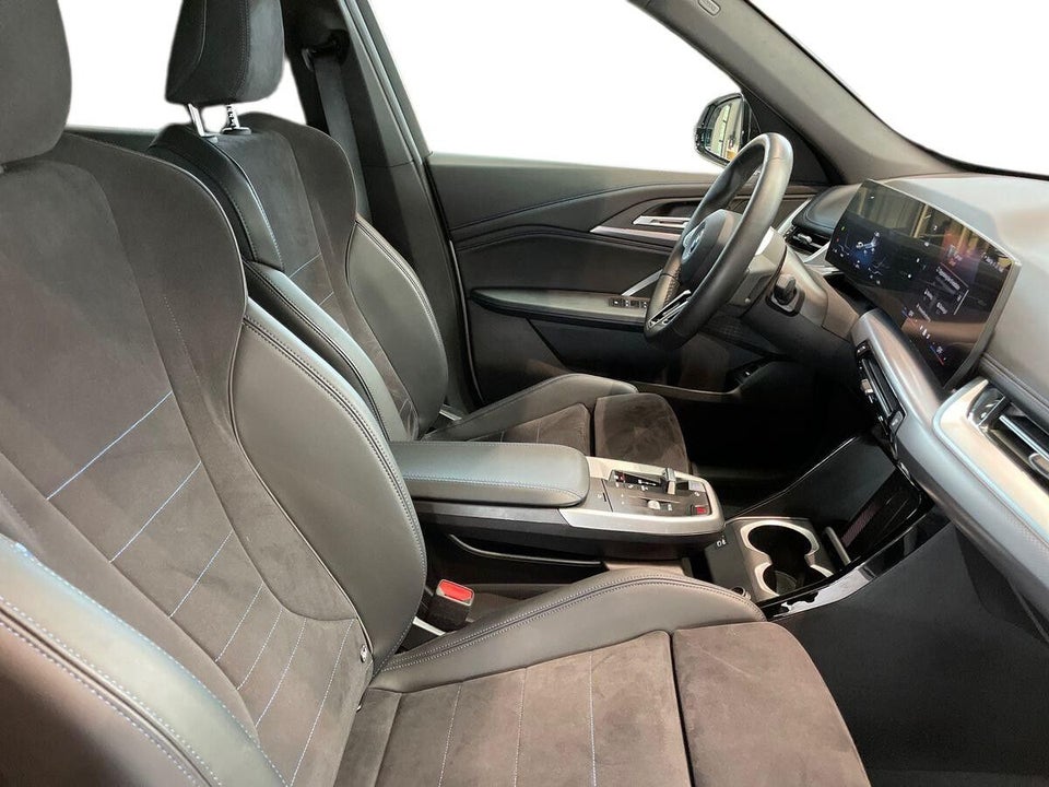 BMW iX1 eDrive20 M-Sport 5d