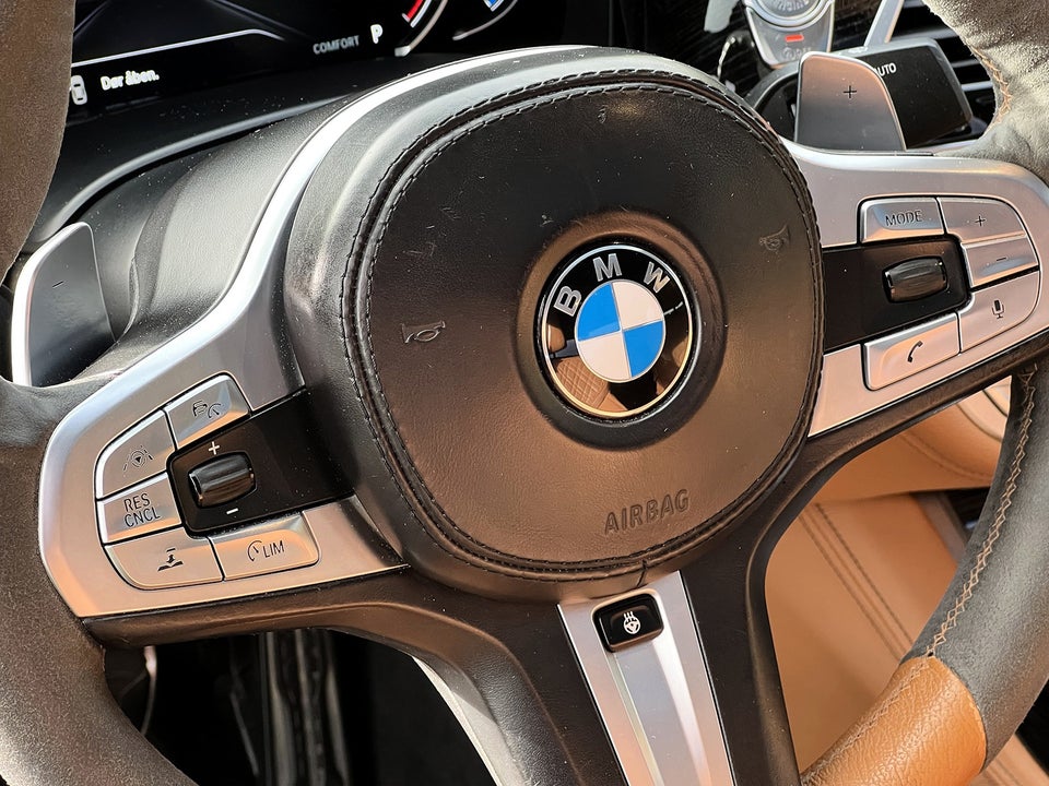 BMW 740i 3,0 M-Sport aut. 4d