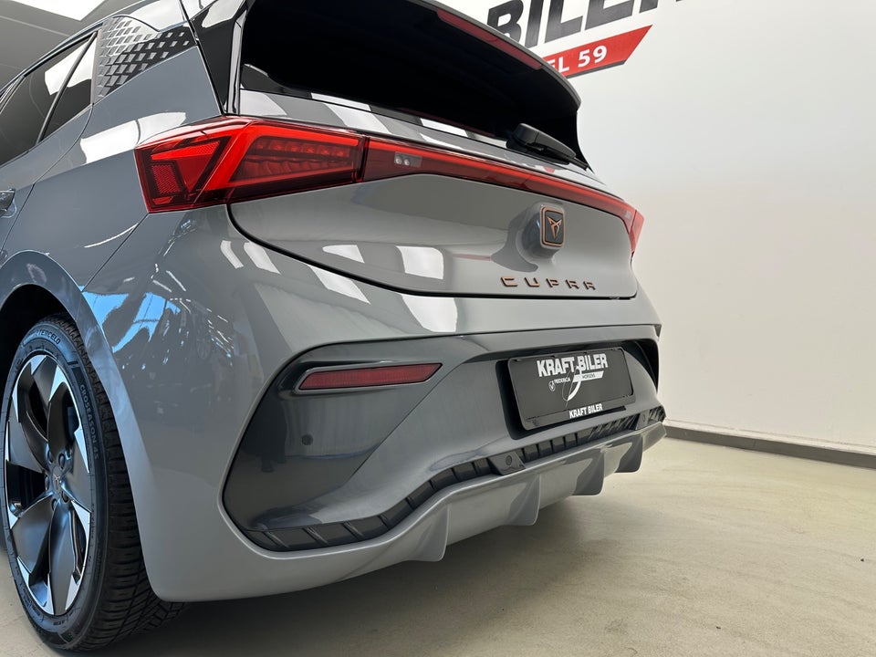 Cupra Born 58 e-Boost 5d