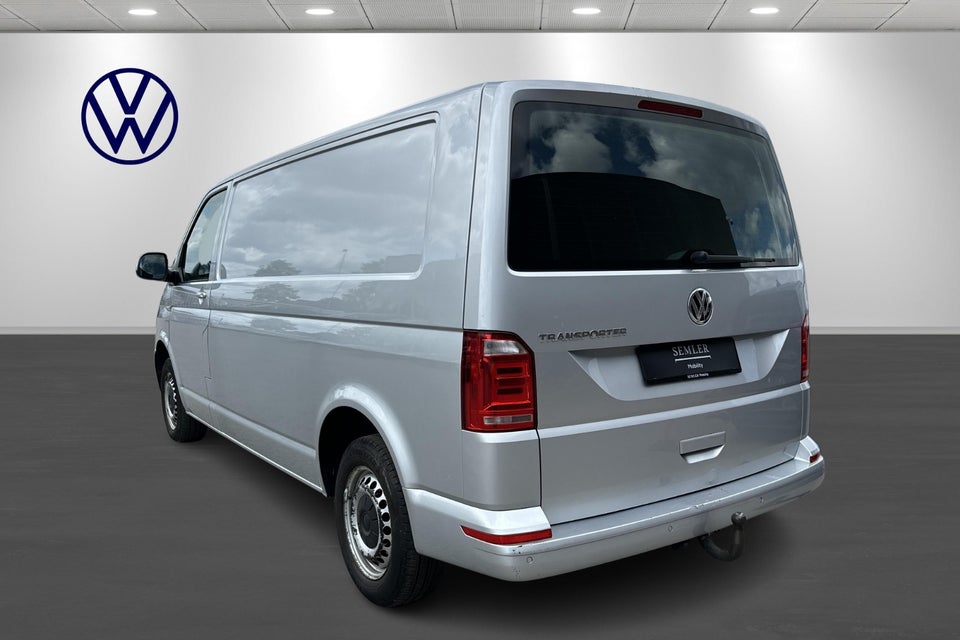 VW Transporter 2,0 TDi 150 Kassevogn DSG lang